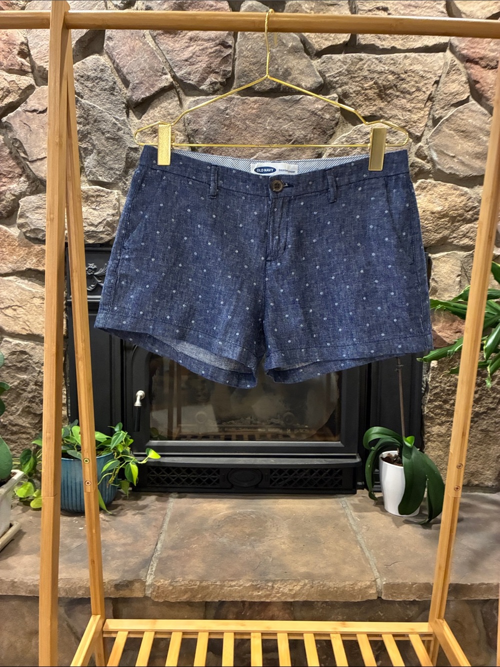 Old Navy Navy Chambray Dot Women's Everyday Shorts